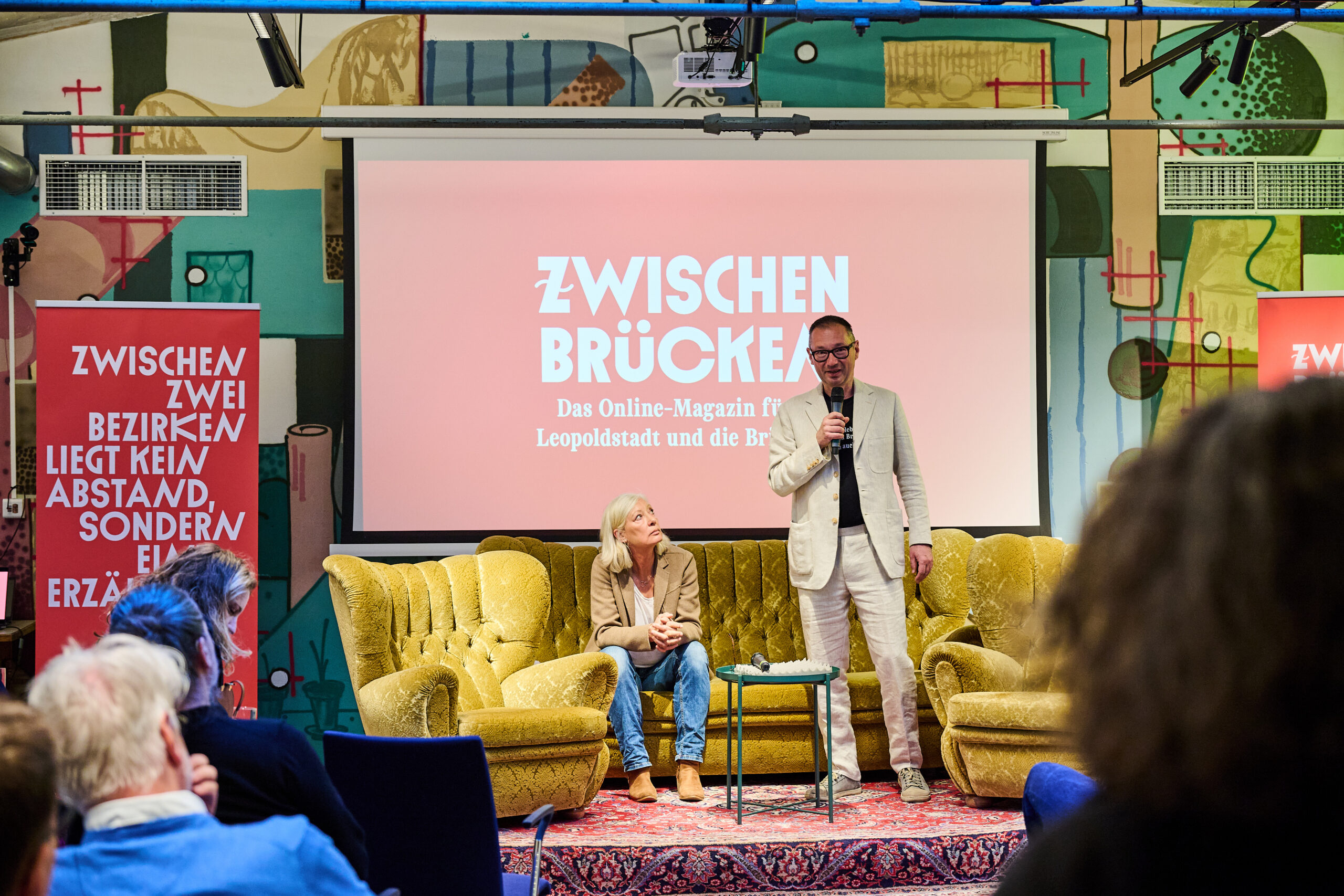 Cathrin Kahlweit und Bernhard Odehnal: Präsentation des Magazins Zwischenbrücken