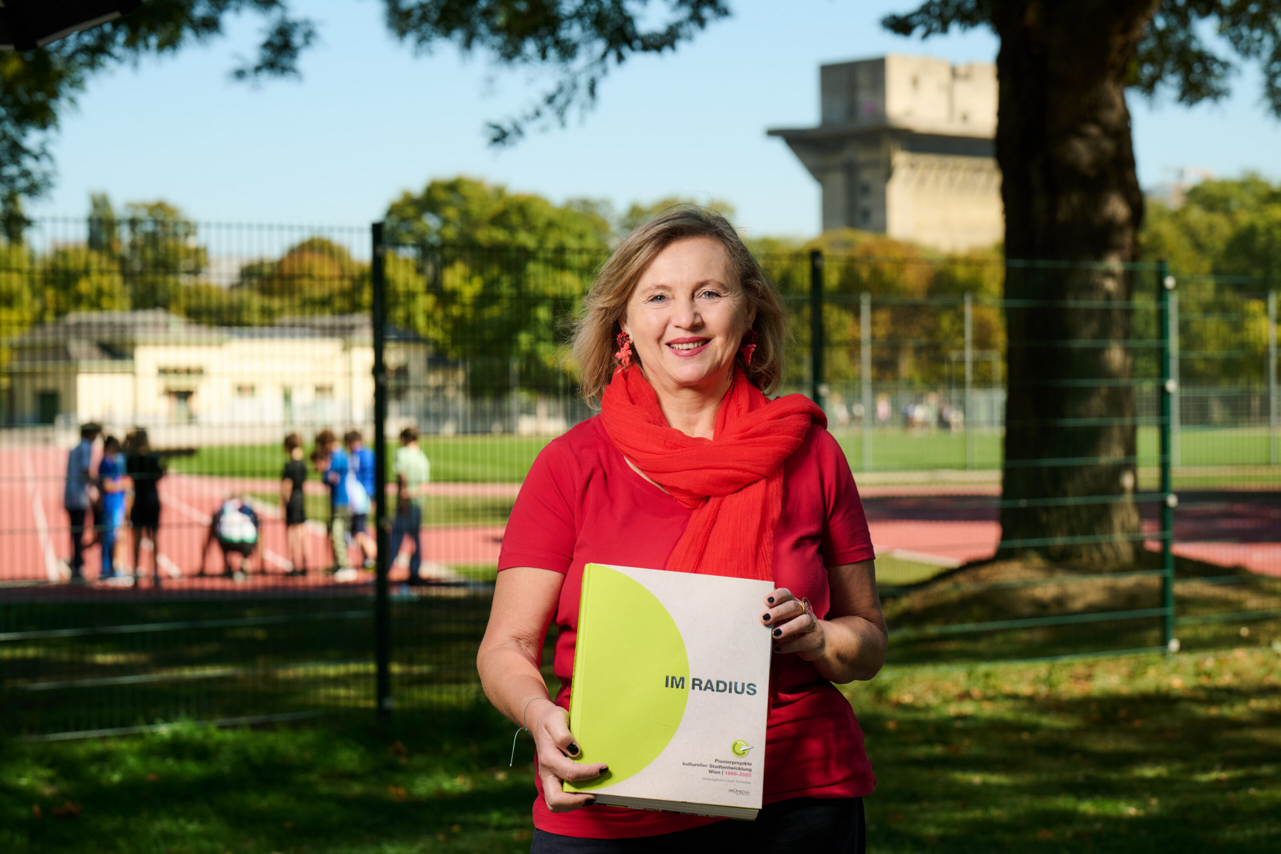 Uschi Schreiber und ihr Buch über den Aktionsradius Augarten